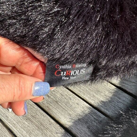 Cynthia Rowley Spider Shaped Black Pillow Halloween Faux Fur Decor 9"X 17" Plush - Picture 11 of 16